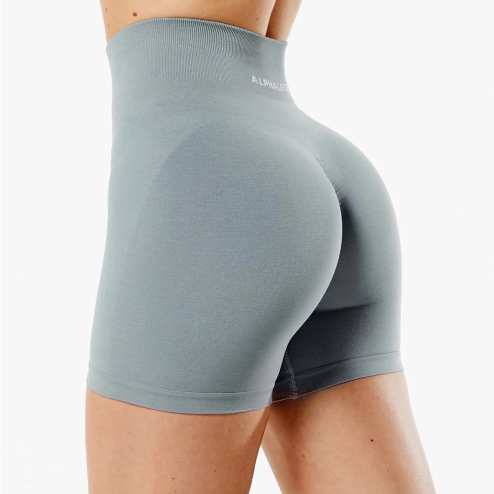 Alphalete utility gray shorts
